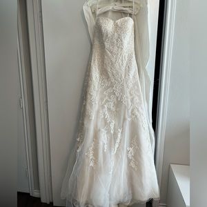 Ivory strapless wedding dress